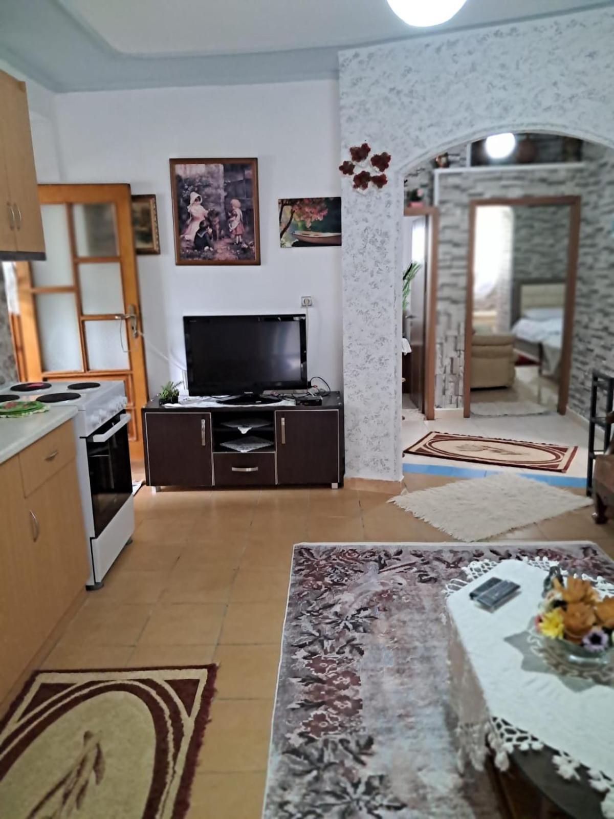 Olivia Guesthouse Gjirokastër Extérieur photo