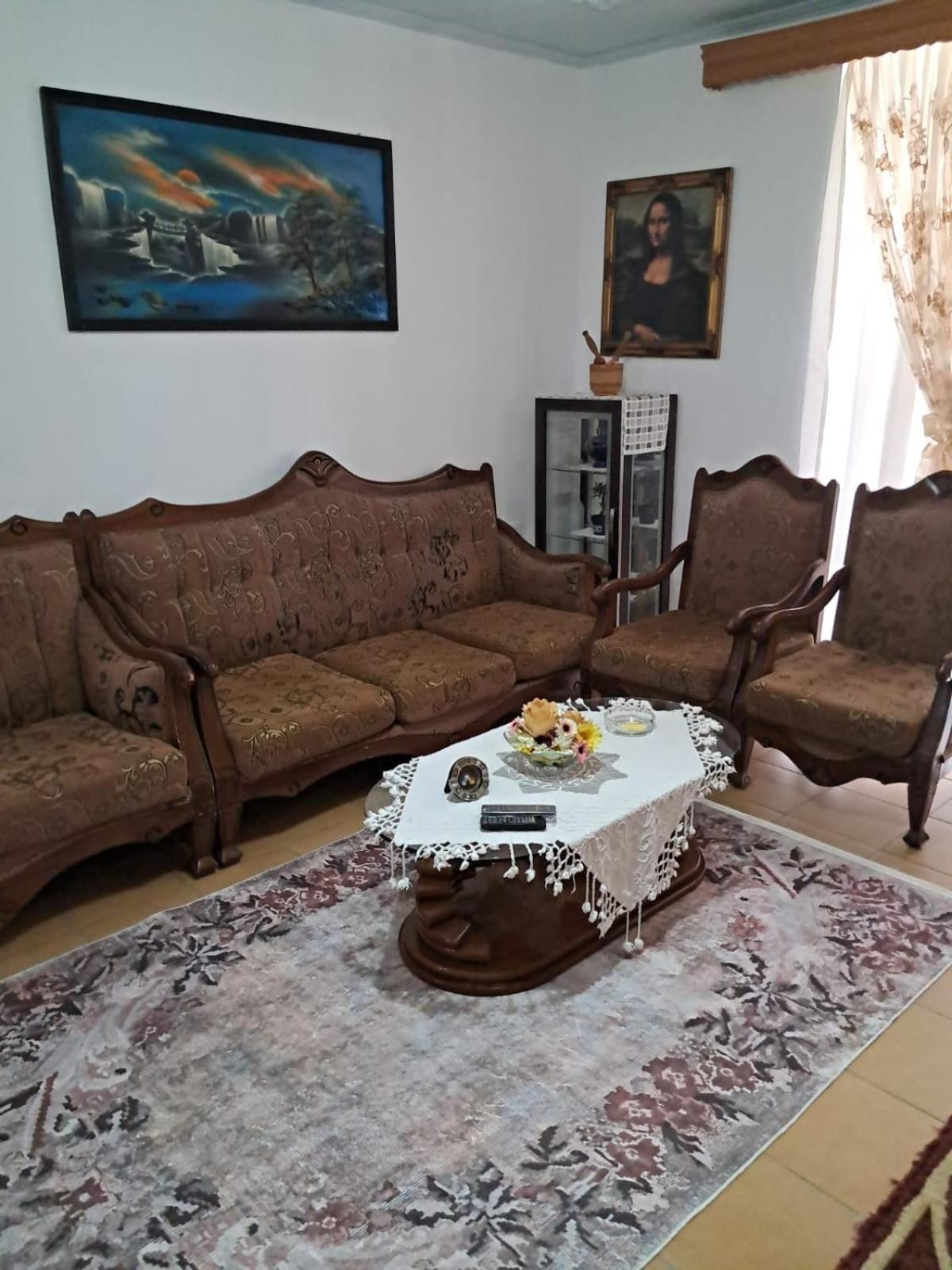 Olivia Guesthouse Gjirokastër Extérieur photo